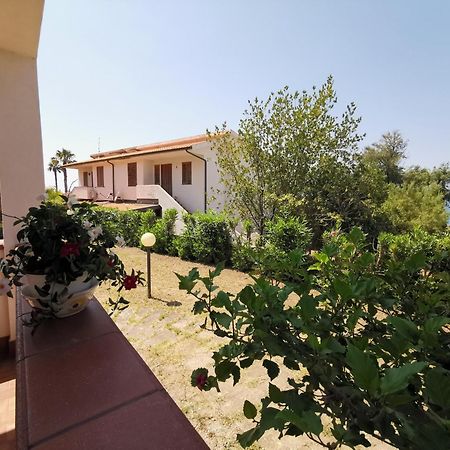 피라이노 Casa Con Giardino E Terrazzo Vicino Al Mare 빌라 외부 사진